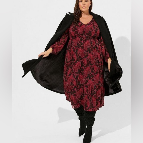 NWT Torrid Tea Length Clip Dot Open Back A-line Dress - Picture 2 of 10